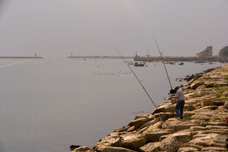 Pesca no Rio Duero, Porto, Portugal