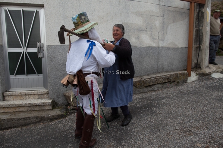 Troteiros de Bande, Entroido tradicional de Galicia
