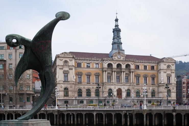 Ayuntamiento, Bilbao