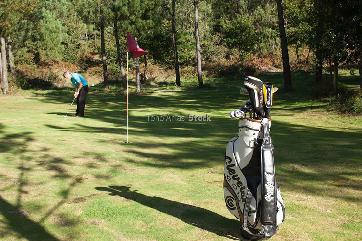 Campo de golf, A Estrada