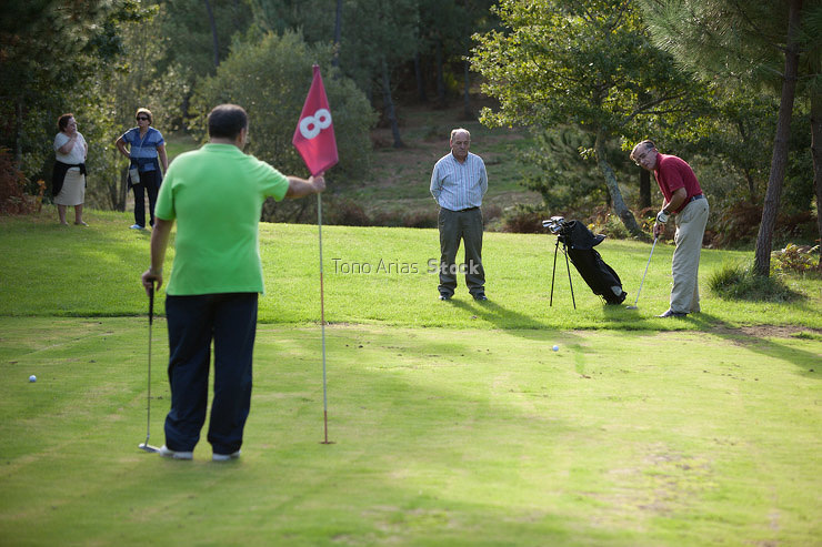 Campo de golf, A Estrada