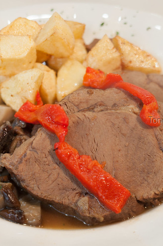 Carne asada co pimientos