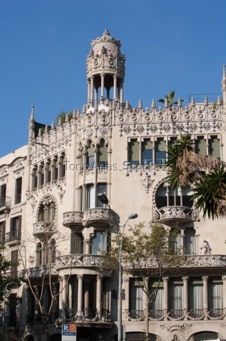 Casa Lleó Morera de Lluís Domènech i Montaner Barcelona  Cata