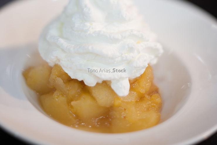 Compota de manzana con Nata 