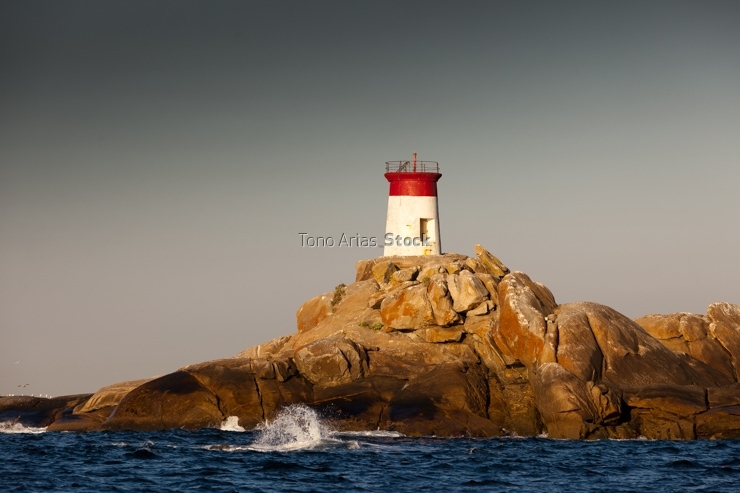 Faro de Boeiro ou Agoeiro, entrada ría de Vigo, Galicia