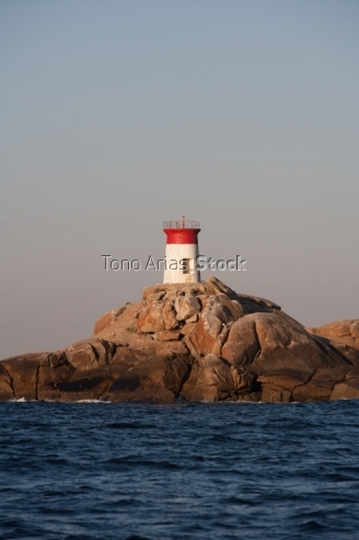 Faro de Boeiro ou Agoeiro, entrada ría de Vigo, Galicia