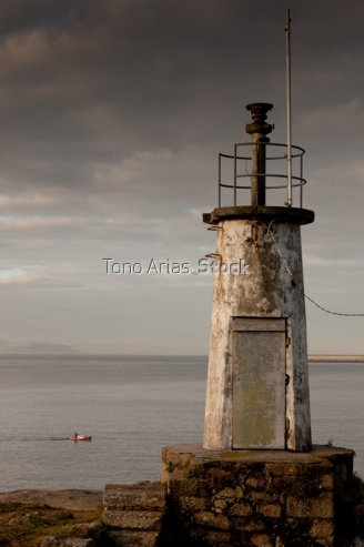 Faro de San Cristovo, ría de Ferrol, Galicia