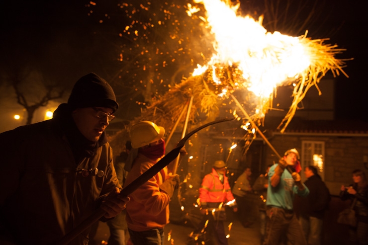 Festa dos "Fachos", Castro Caldelas, provincia de Ourense, Galic