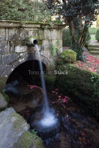 Fontes do pazo de Oca, A Estrada, Galicia