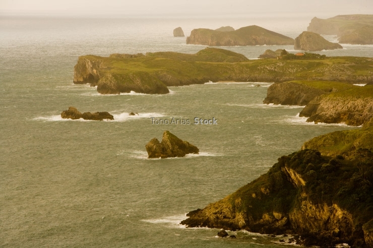 Mar Cantábrico, Llanes