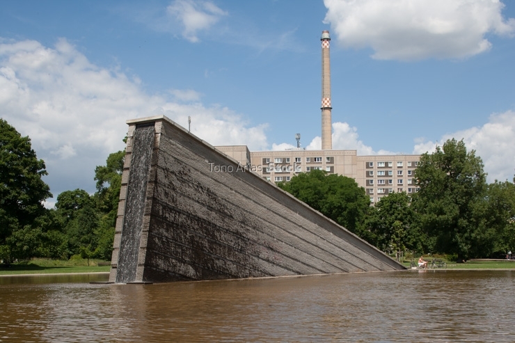 monumento al muro de berlín alemania