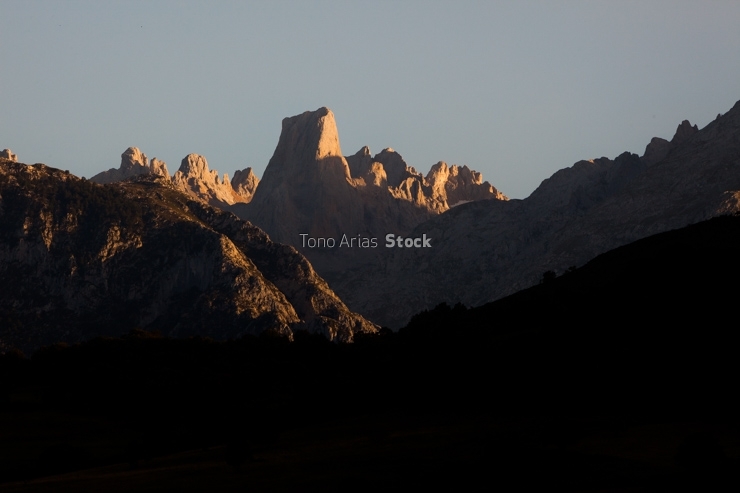 Naranjo de Bulnes, Picos de Europa
