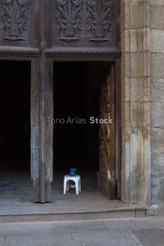 Porta da igrexa de ánimas, Santiago de Compostela, Galicia
