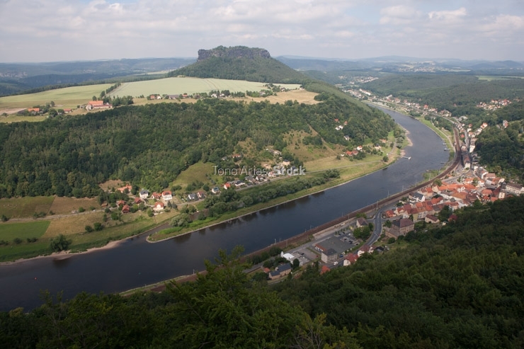 Río Elba Dresden Alemania